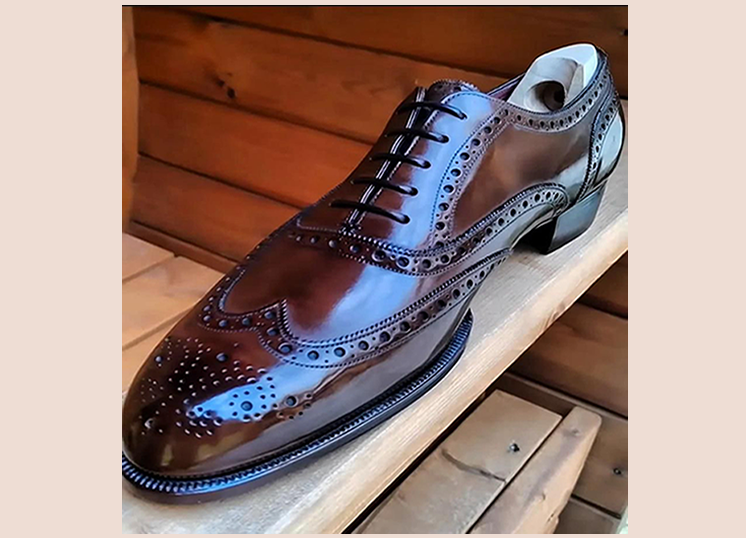 Premium Brown Leather Brogue Shoes for Men - Timeless Elegance & Durability