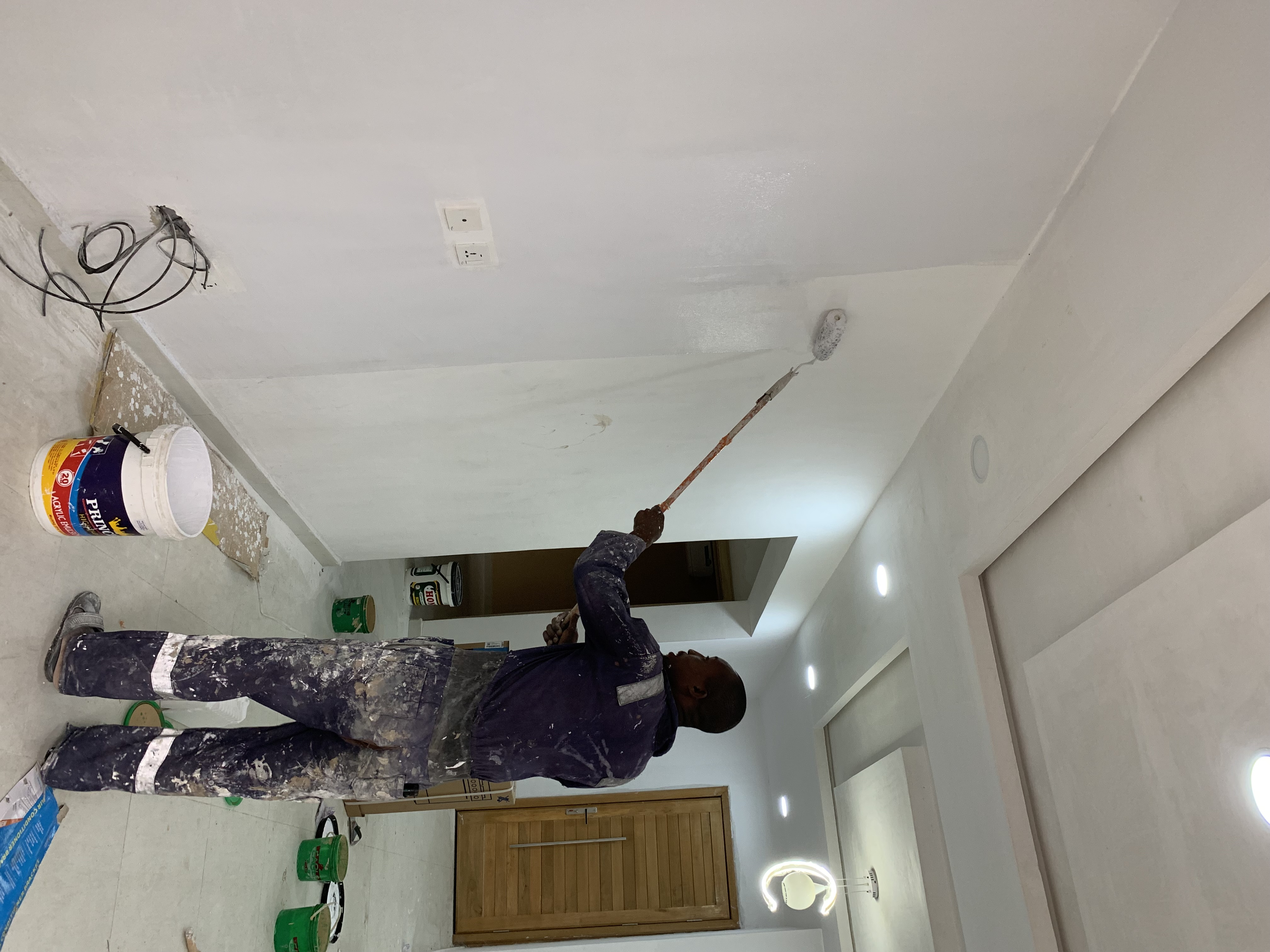 Interior & Exterior Screeding and Painting Services