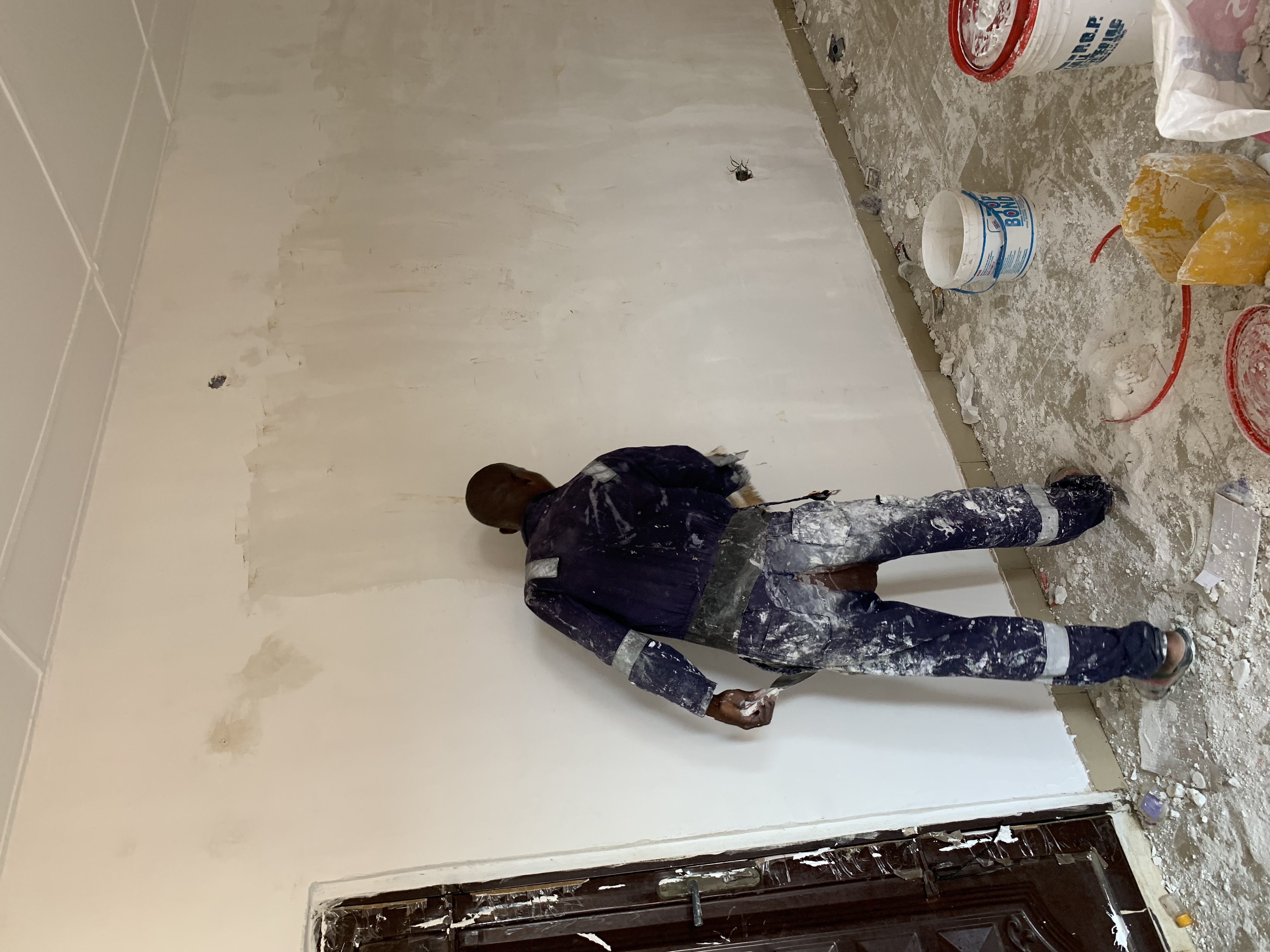 Interior & Exterior Screeding and Painting Services